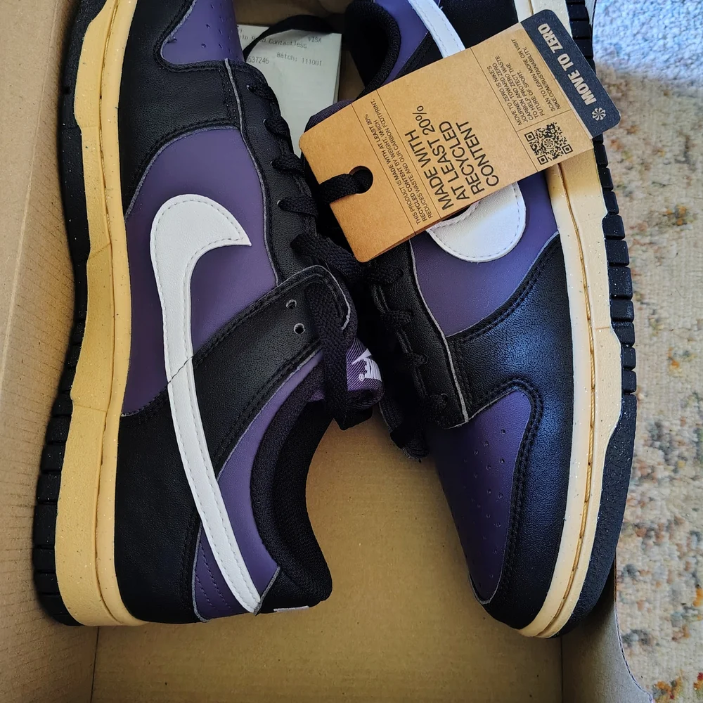 Nike Women's Purple, Black & White Low-Top Sneakers - Picture 2 of 9